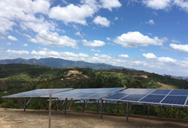 Proyecto de instalación de sistemas solares en suelo con pilotes C de 48,9 MWp en Malasia (2020)