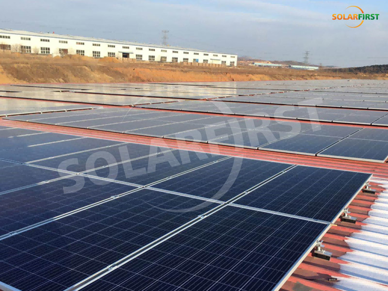 Central eléctrica de 5,6 MWp en azotea de China