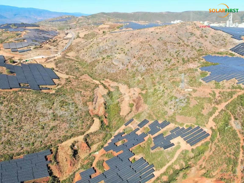 Proyecto de central fotovoltaica terrestre de 60 MWp de Yunnan