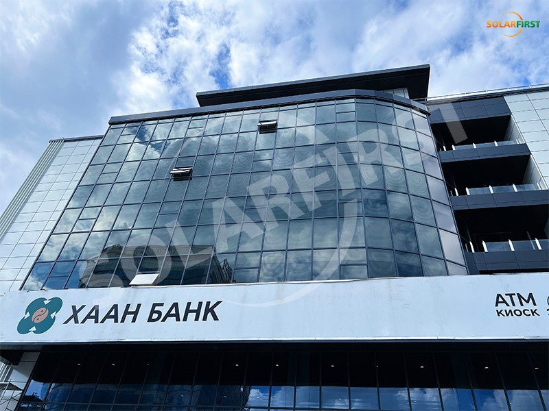 Proyecto de muro cortina BIPV de 18,4 kWp en Mongolia