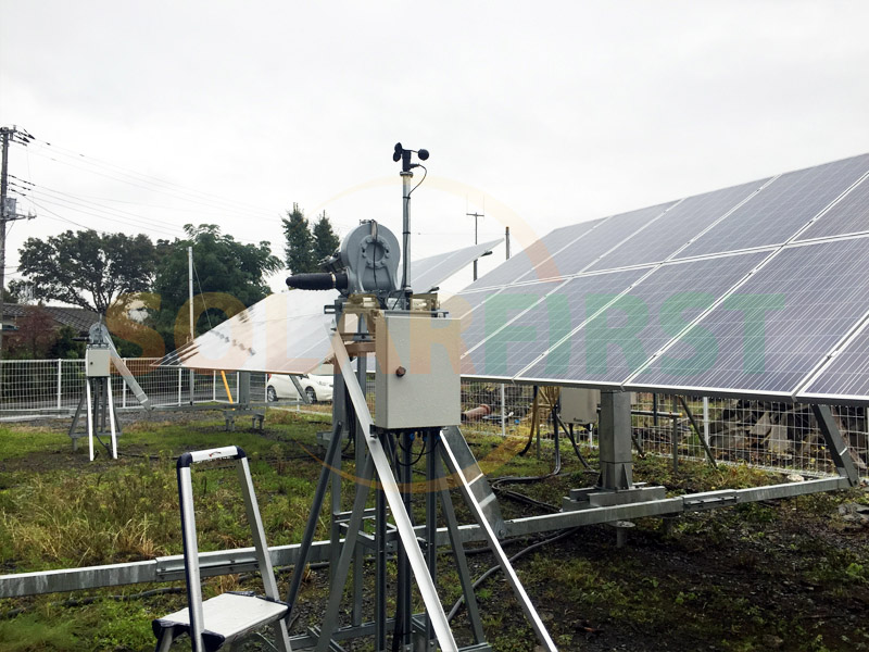 Proyecto japonés de seguimiento de un solo eje con enlace plano de 300 kW
