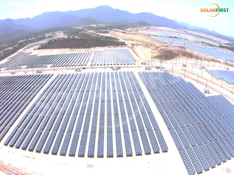 Proyecto de central eléctrica terrestre de 65 MWp en Japón