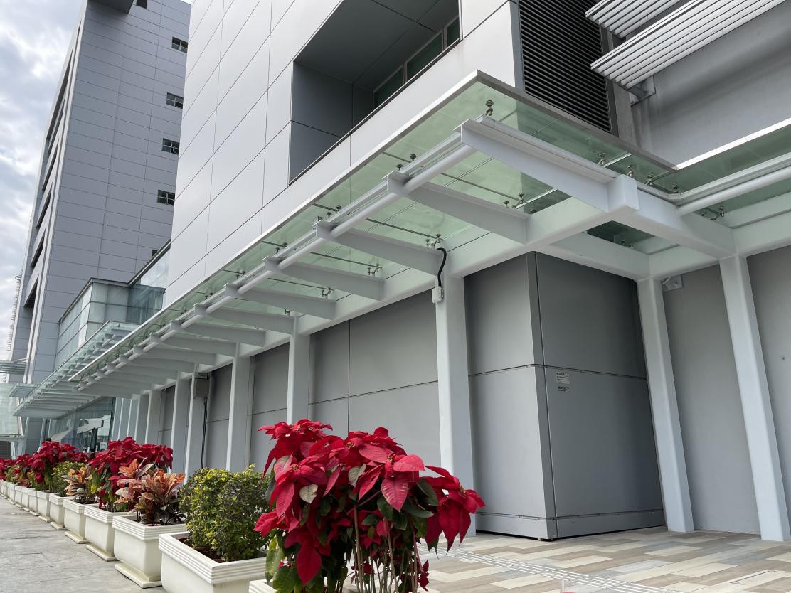 SolFirsTech entra al mercado japonés con su vidrio solar BIPV de baja emisividad
