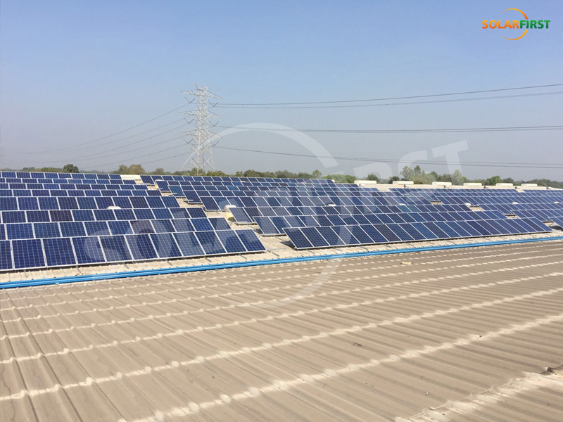 Soporte de techo ajustable de 15 MW en India