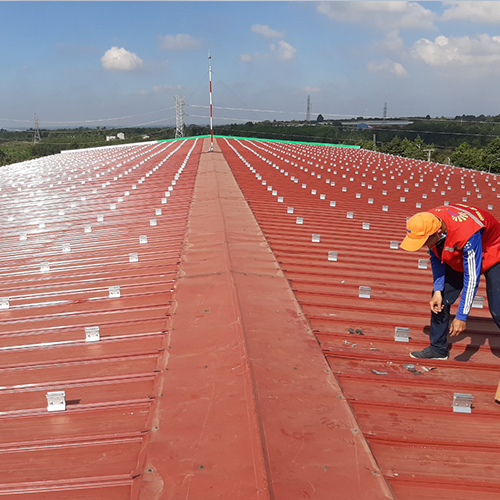 Proyecto de instalación de techos metálicos de 1 MW en Vietnam (2020)
