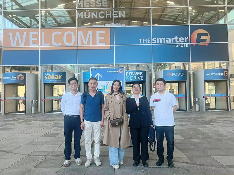 Intersolar Europe 2024 | Grupo SolFirsTech Múnich Éxito de la exposición Intersolar Europe SolFirsTech concluyó completamente