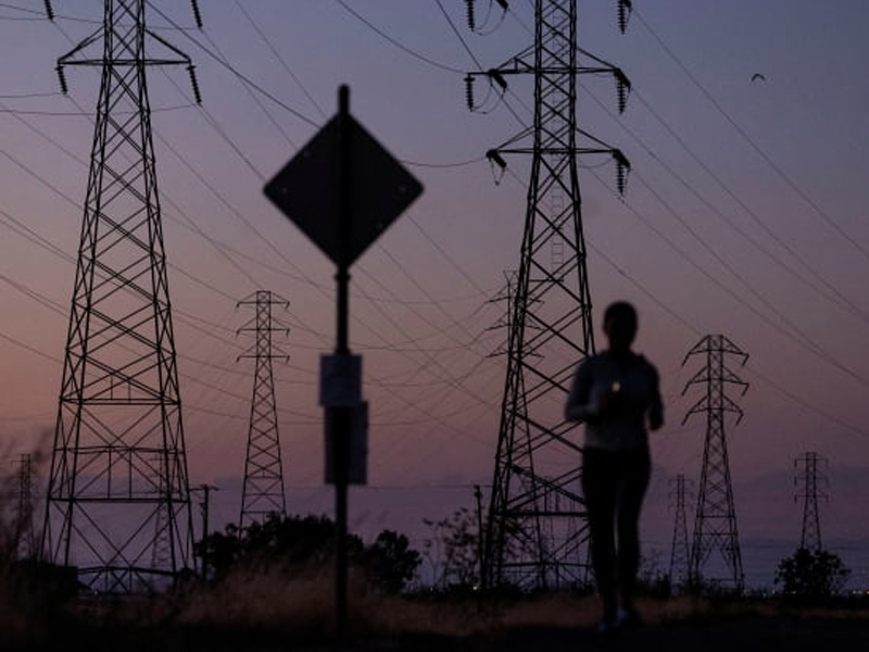 La crisis de cortes de energía en California llama la atención sobre los cortes de energía y las empresas solares