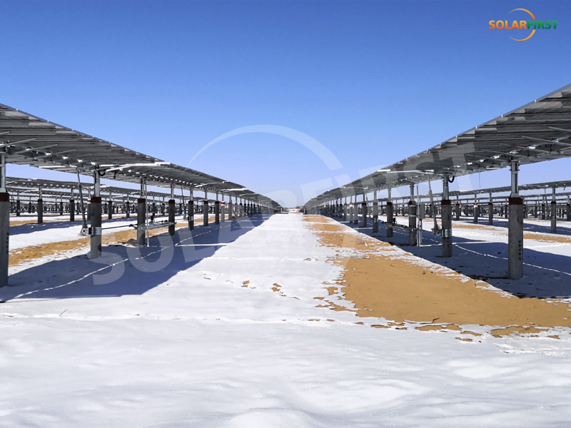 Proyecto de seguimiento de un solo eje plano de 20 MWp en Shaanxi
